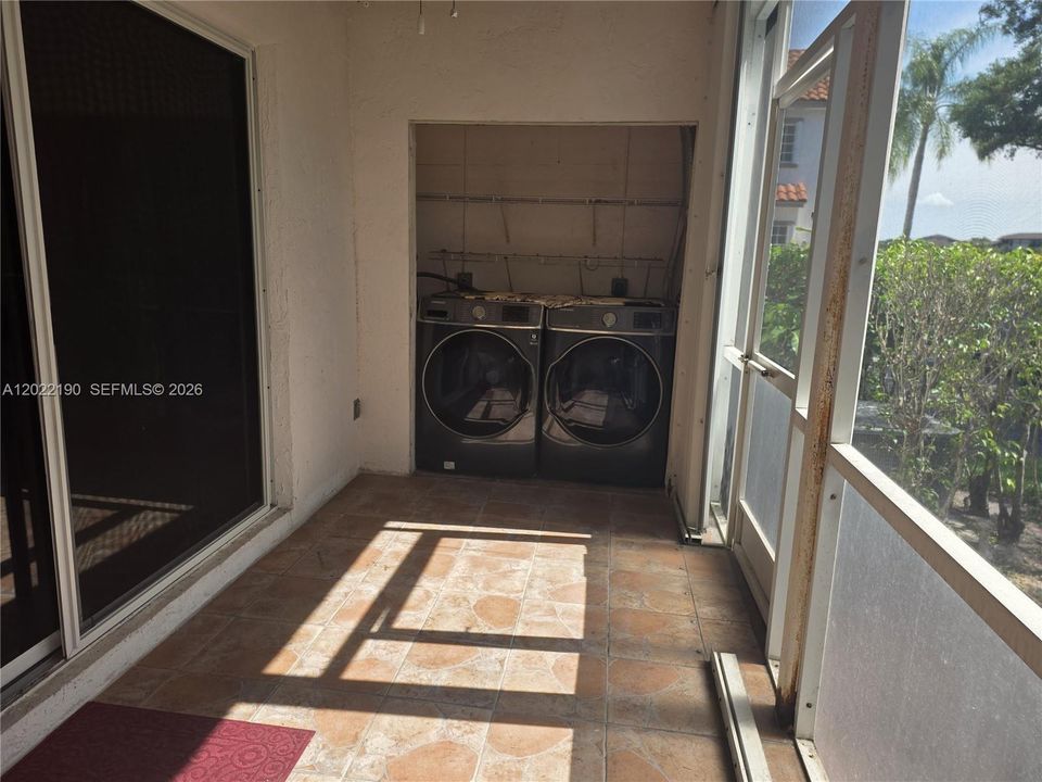 For Rent: $3,000 (3 beds, 2 baths, 1580 Square Feet)