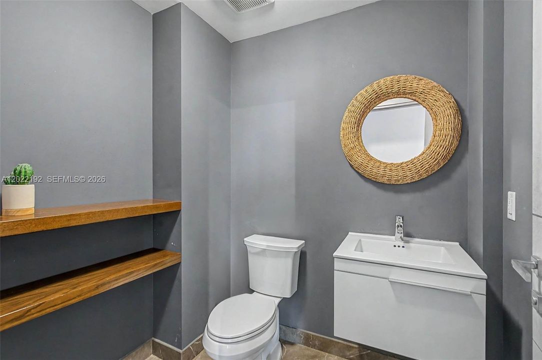 For Sale: $2,950,000 (6 beds, 4 baths, 3794 Square Feet)