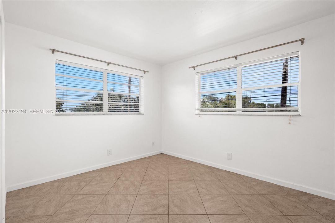 For Sale: $139,200 (1 beds, 1 baths, 600 Square Feet)