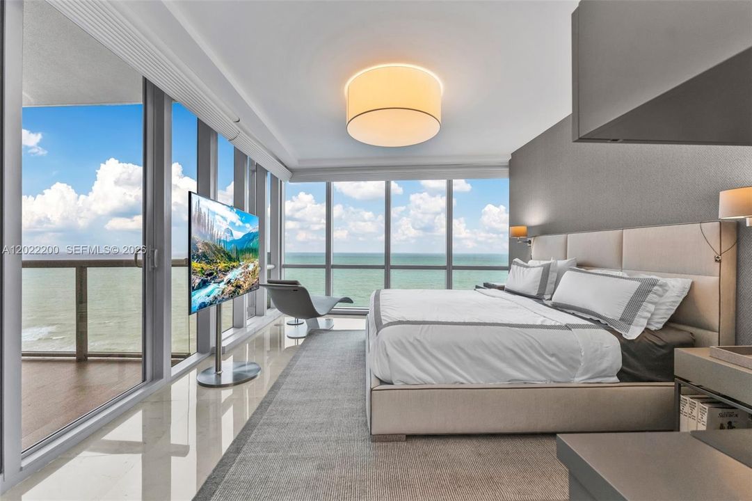 For Sale: $3,700,000 (4 beds, 4 baths, 2485 Square Feet)