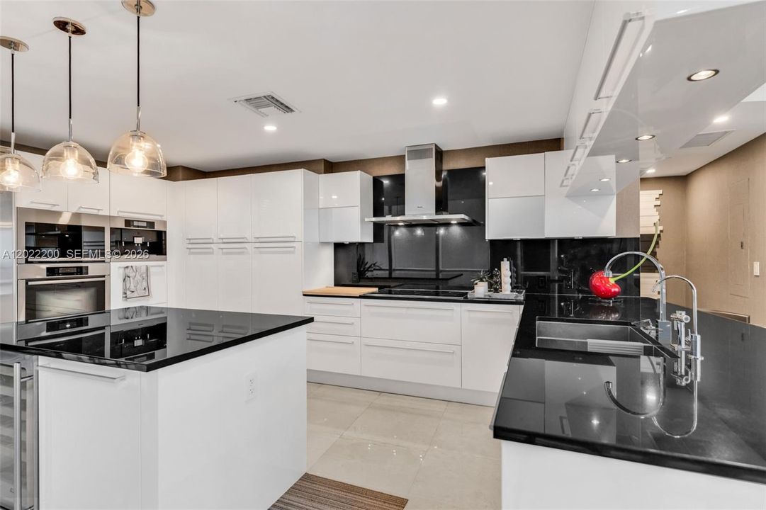For Sale: $3,700,000 (4 beds, 4 baths, 2485 Square Feet)