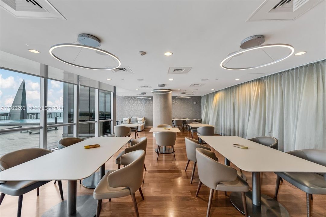 For Sale: $3,700,000 (4 beds, 4 baths, 2485 Square Feet)