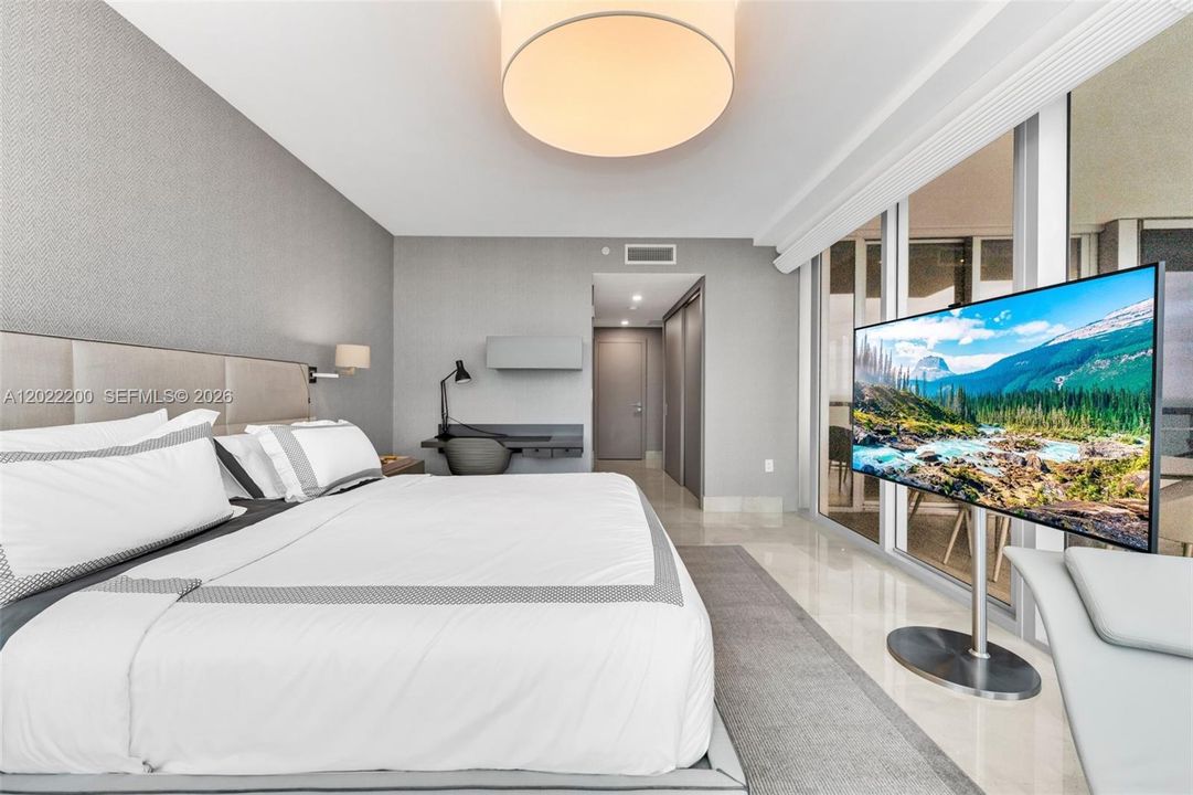 For Sale: $3,700,000 (4 beds, 4 baths, 2485 Square Feet)