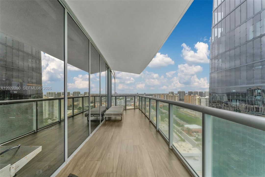 For Sale: $3,700,000 (4 beds, 4 baths, 2485 Square Feet)