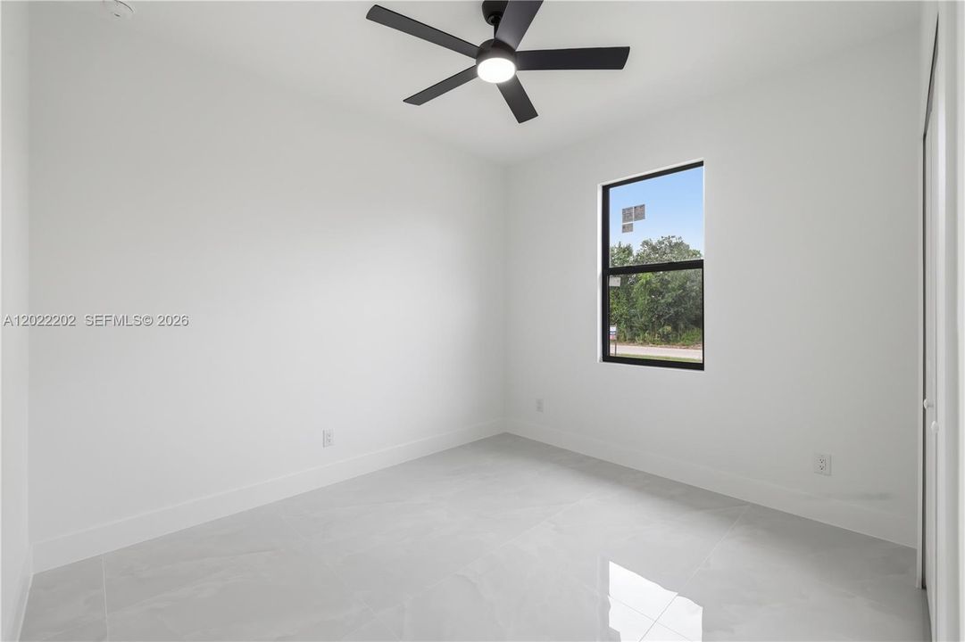 En Venta: $324,990 (3 camas, 2 baños, 0 Pies cuadrados)