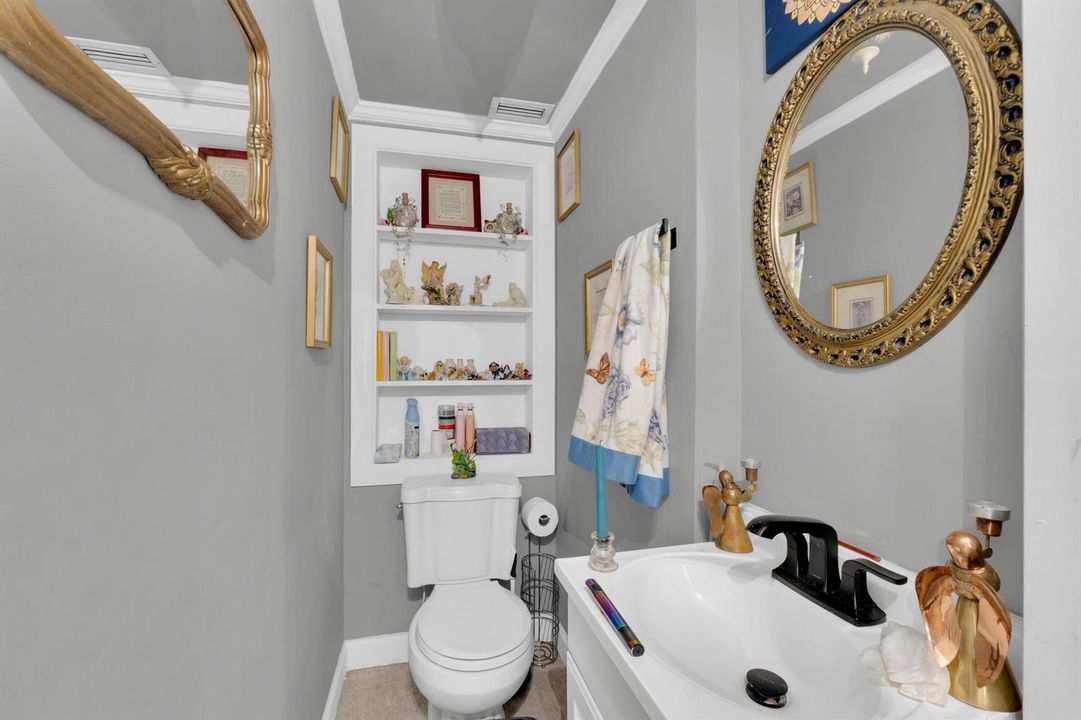 413 SW 11th St-22