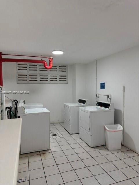 Active With Contract: $2,200 (2 beds, 2 baths, 936 Square Feet)