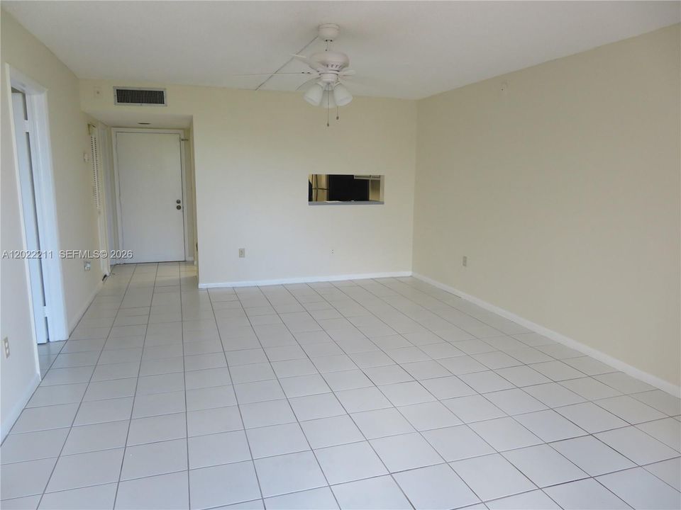 living/dining area