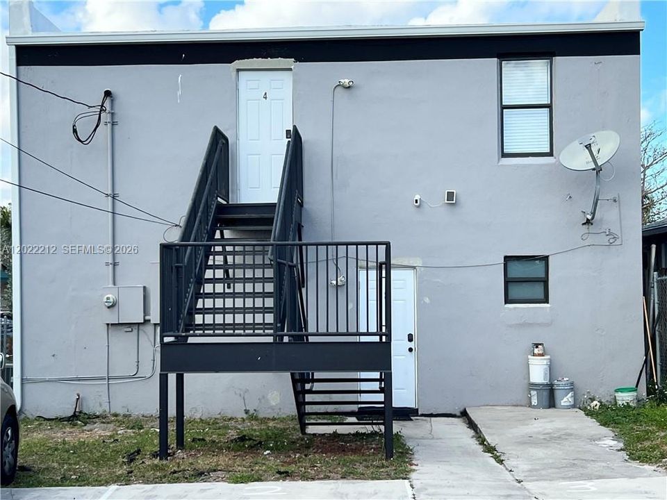 For Sale: $850,000 (0 beds, 0 baths, 2400 Square Feet)