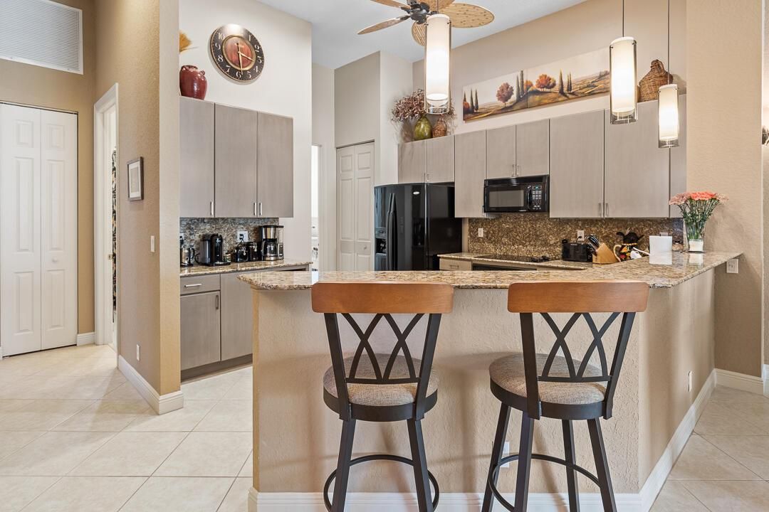 2368 SW Island Creek Trail-34