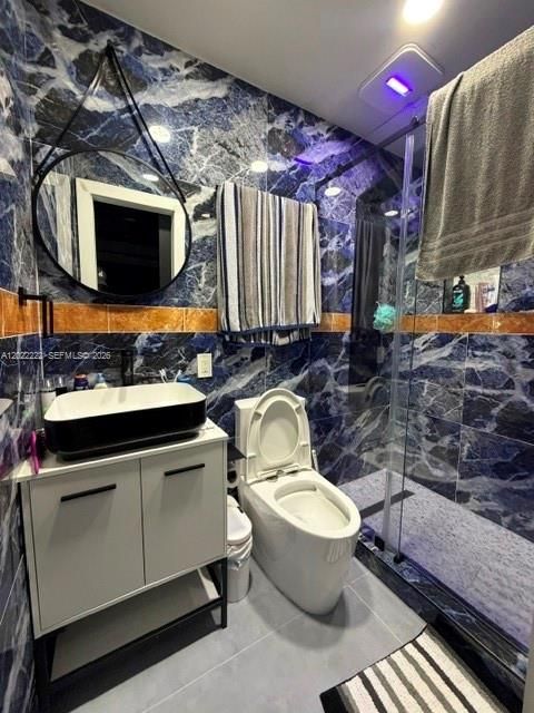 На продажу: $1,150,000 (4 спален, 6 ванн, 1721 Квадратных фут)