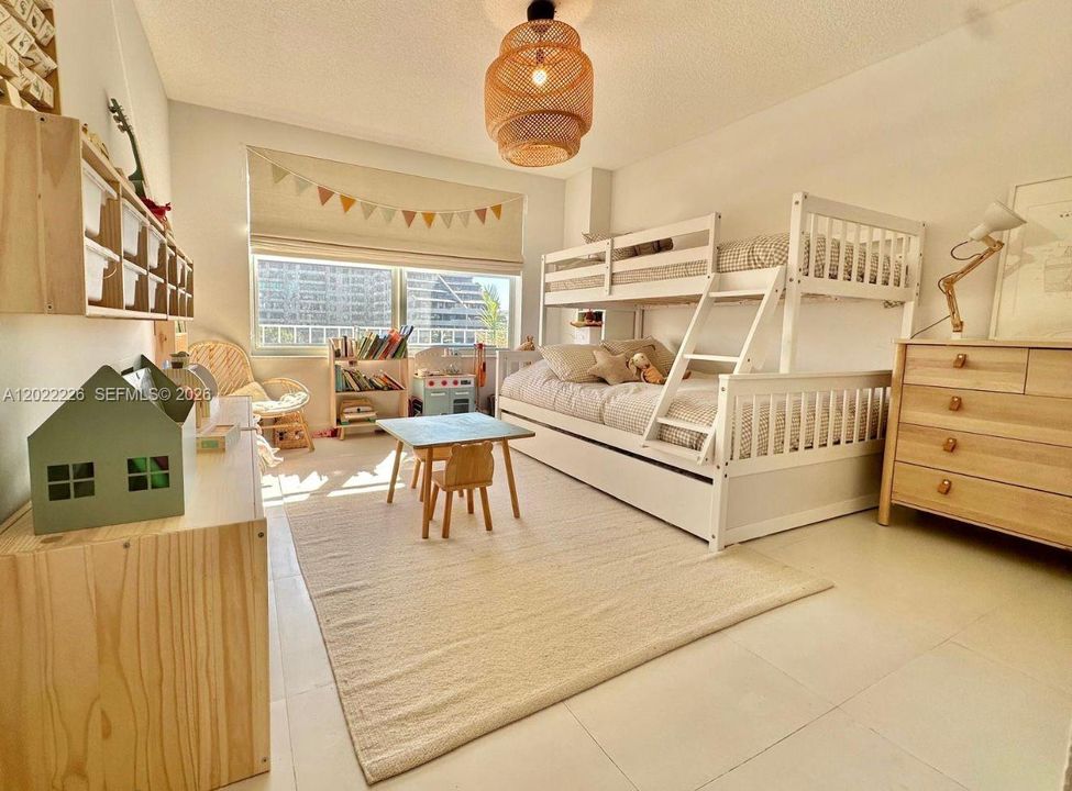 PHOTOS TAKEN BY CURRENT TENANT