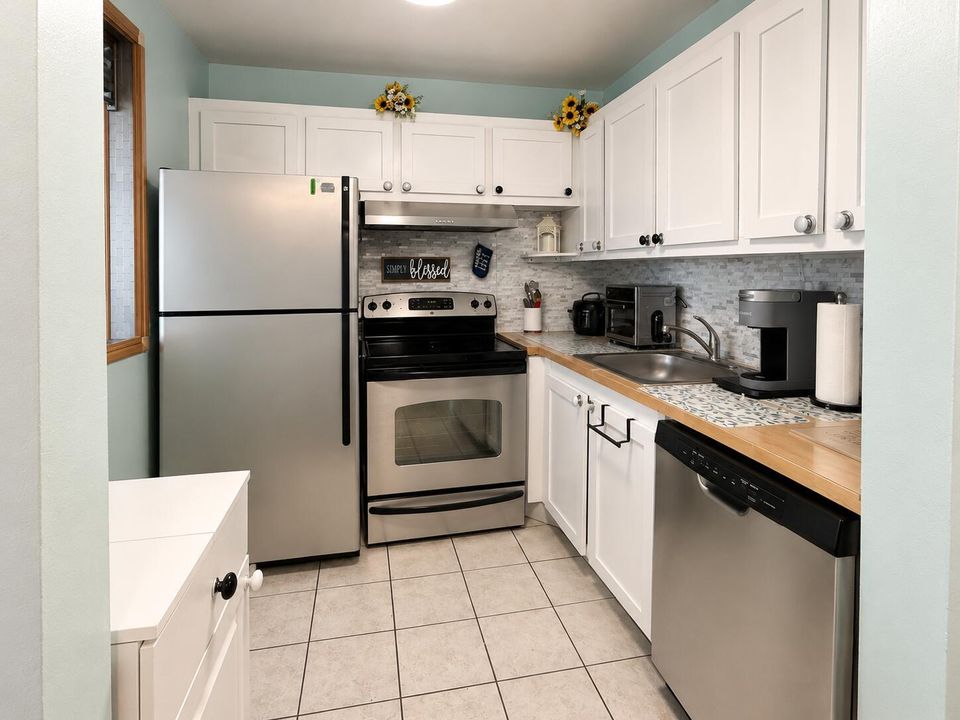 Kitchen 1