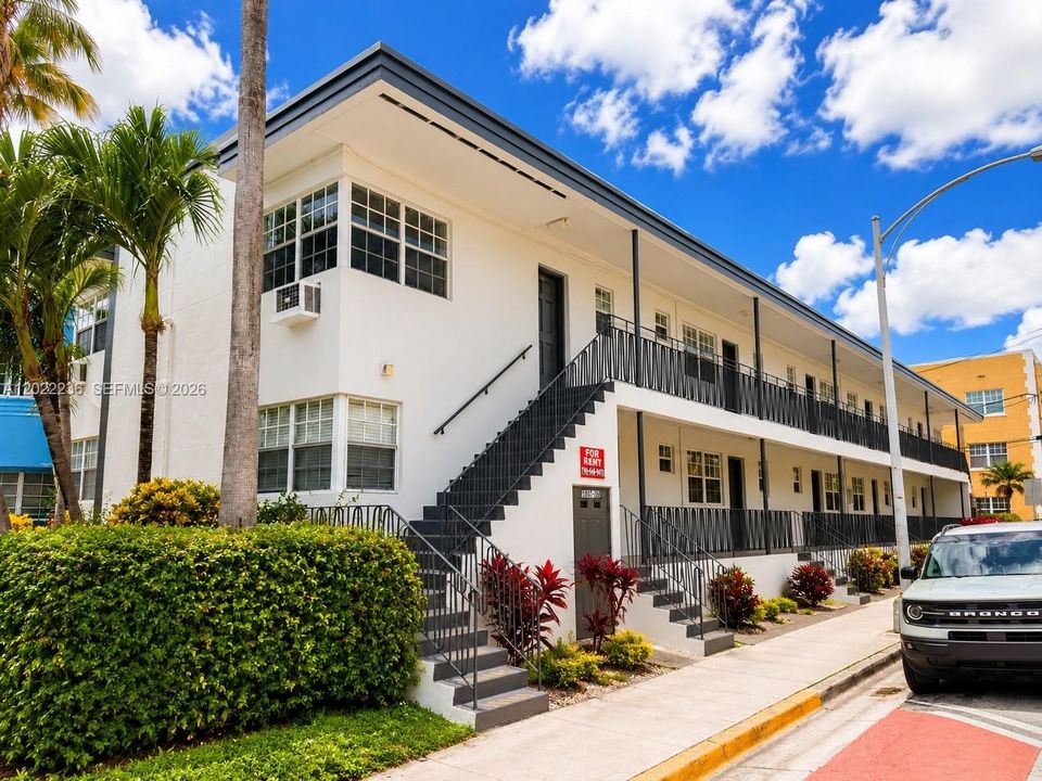 For Rent: $1,650 (0 beds, 1 baths, 495 Square Feet)