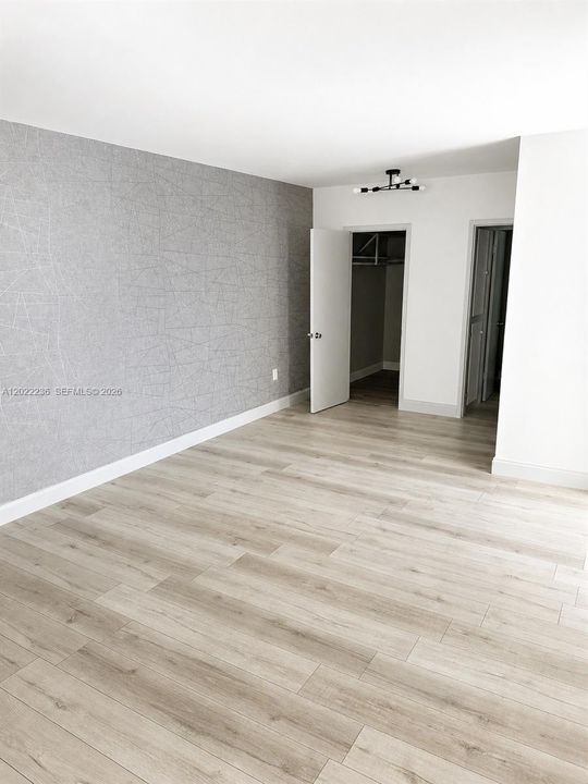 For Rent: $1,650 (0 beds, 1 baths, 495 Square Feet)