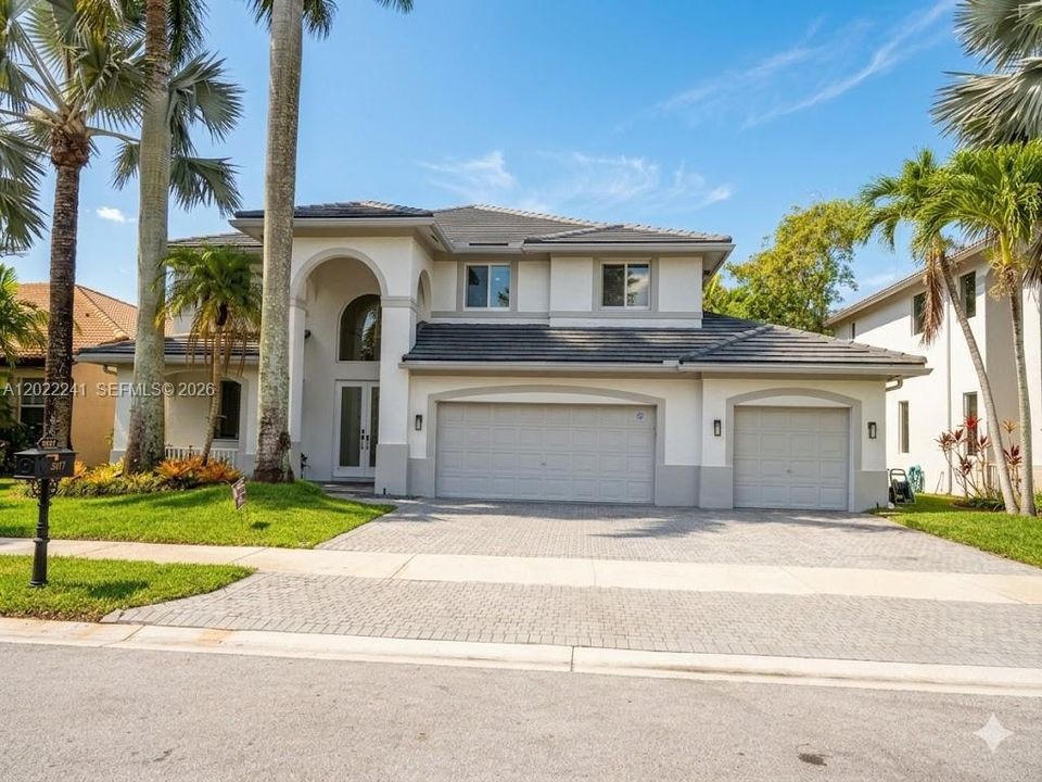 For Sale: $1,670,000 (6 beds, 4 baths, 3696 Square Feet)