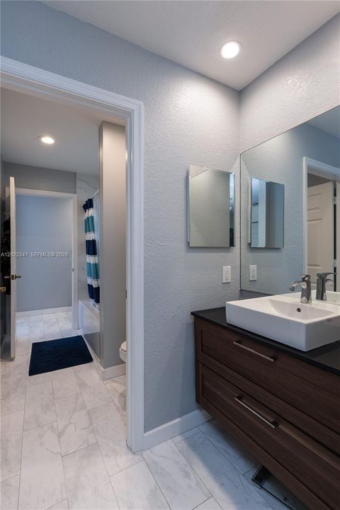 For Sale: $1,670,000 (6 beds, 4 baths, 3696 Square Feet)