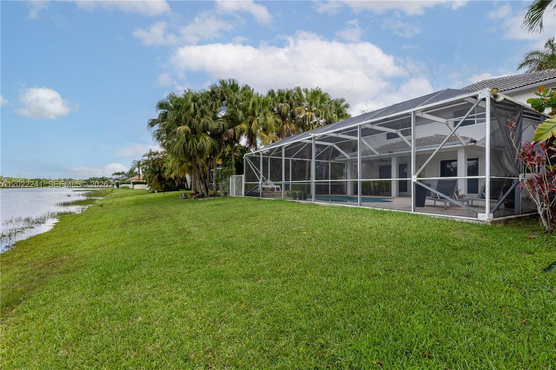 For Sale: $1,670,000 (6 beds, 4 baths, 3696 Square Feet)