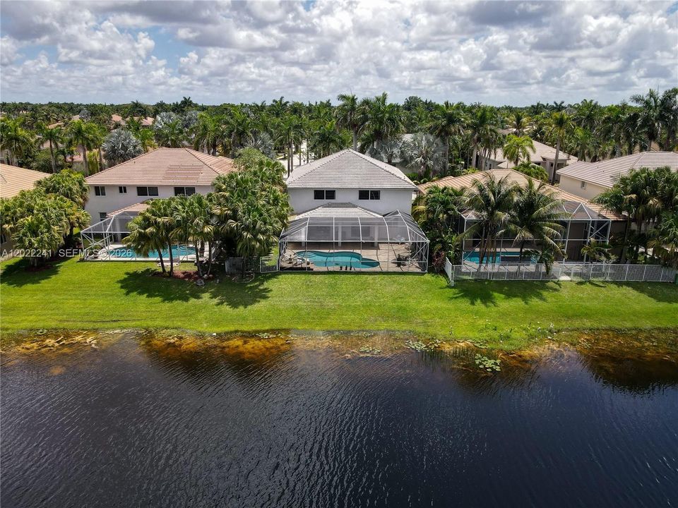 For Sale: $1,670,000 (6 beds, 4 baths, 3696 Square Feet)