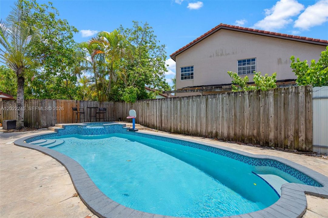 For Sale: $765,000 (4 beds, 2 baths, 2271 Square Feet)
