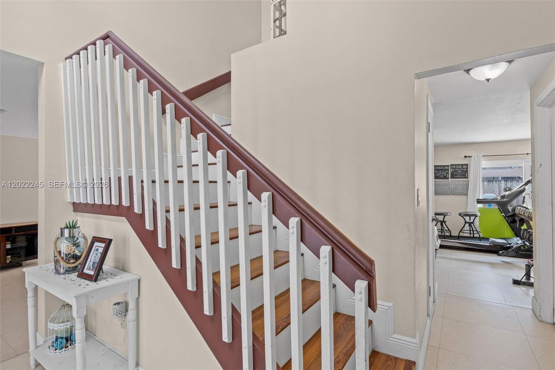 For Sale: $765,000 (4 beds, 2 baths, 2271 Square Feet)