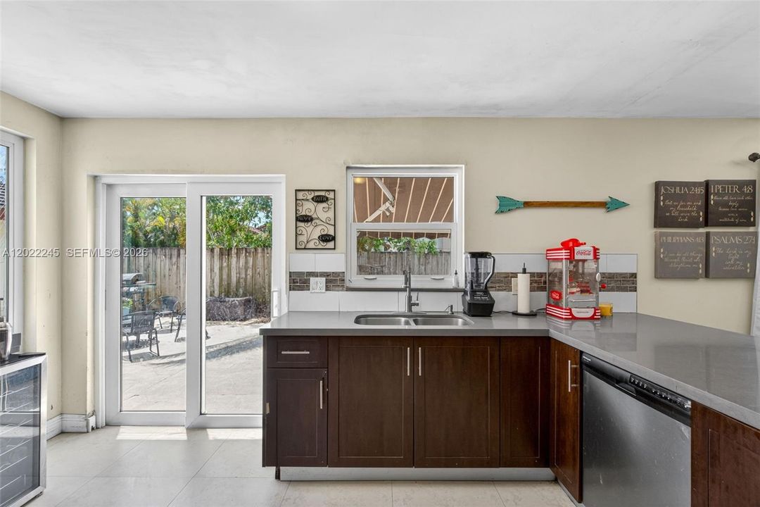 For Sale: $765,000 (4 beds, 2 baths, 2271 Square Feet)