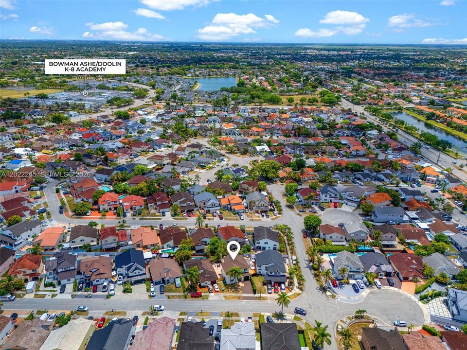 For Sale: $765,000 (4 beds, 2 baths, 2271 Square Feet)