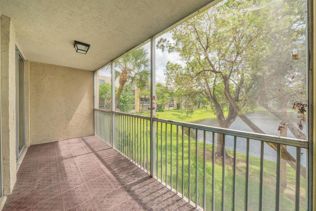 5 Balcony (2)