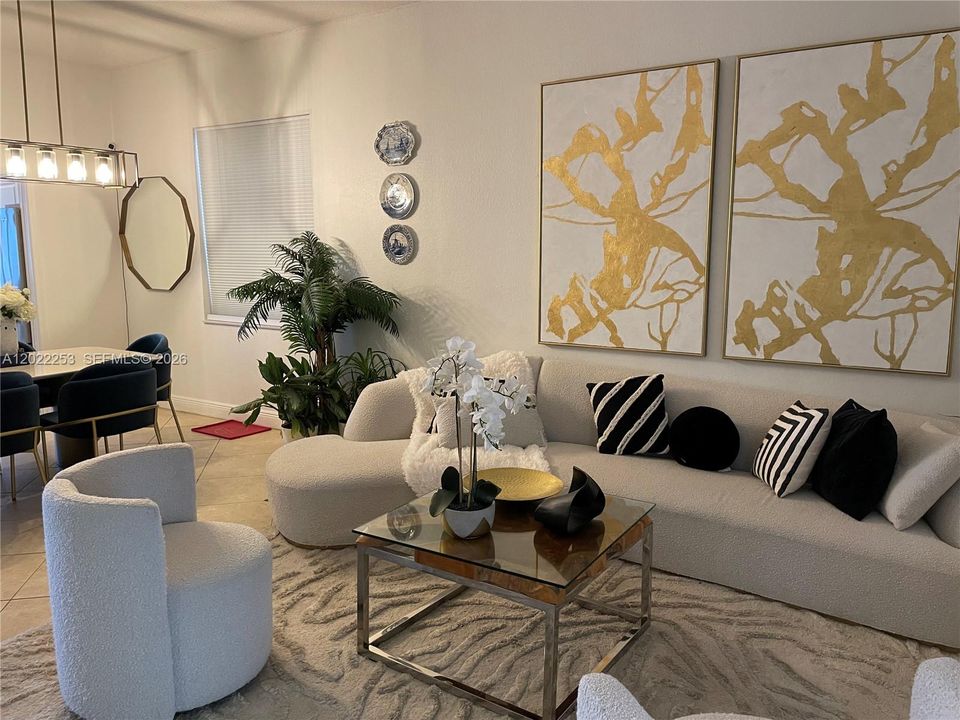 В аренду: $5,750 (4 спален, 2 ванн, 2115 Квадратных фут)