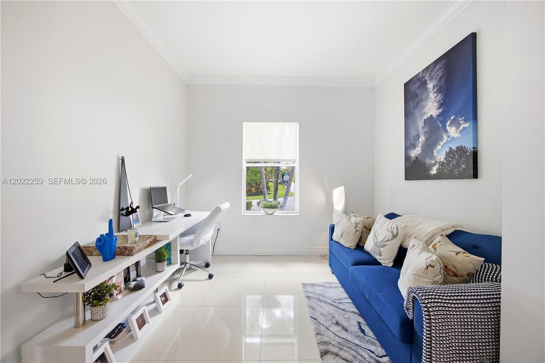 Active With Contract: $1,450,000 (3 beds, 2 baths, 2347 Square Feet)