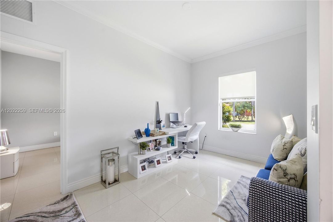 Active With Contract: $1,450,000 (3 beds, 2 baths, 2347 Square Feet)