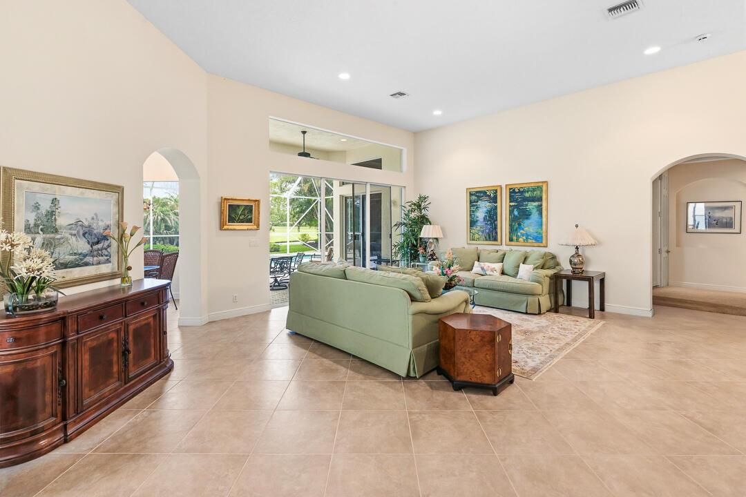 2466 SW Bridgeview Terrace-38