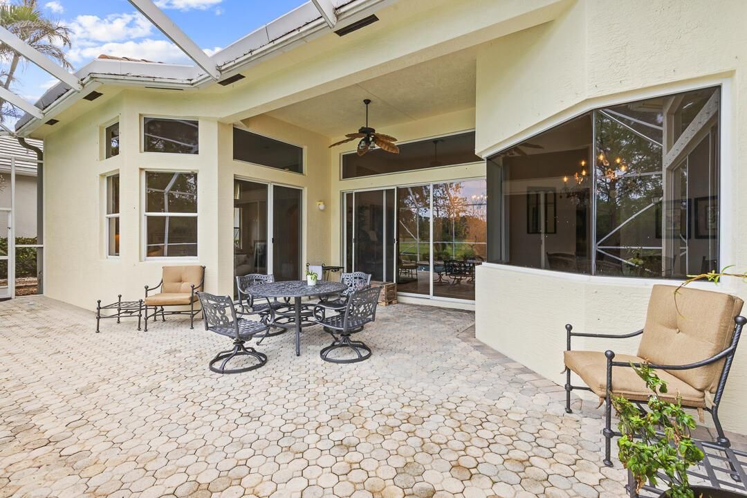 2466 SW Bridgeview Terrace-29