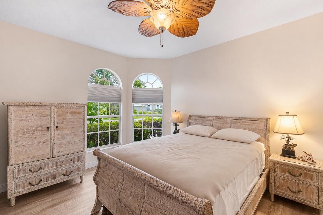 2466 SW Bridgeview Terrace-34
