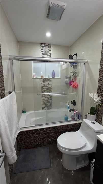В аренду: $3,400 (3 спален, 2 ванн, 1128 Квадратных фут)