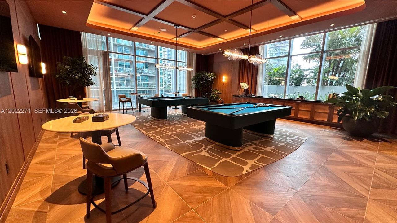 For Sale: $3,500,000 (3 beds, 3 baths, 1755 Square Feet)