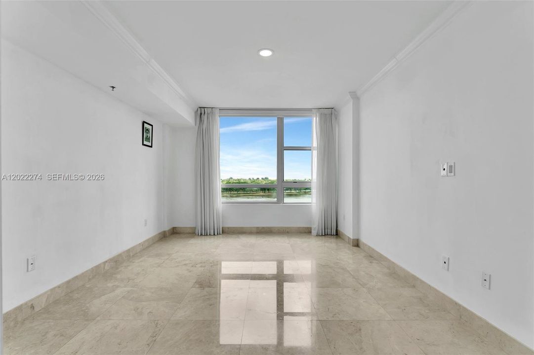 В аренду: $3,299 (2 спален, 2 ванн, 1165 Квадратных фут)