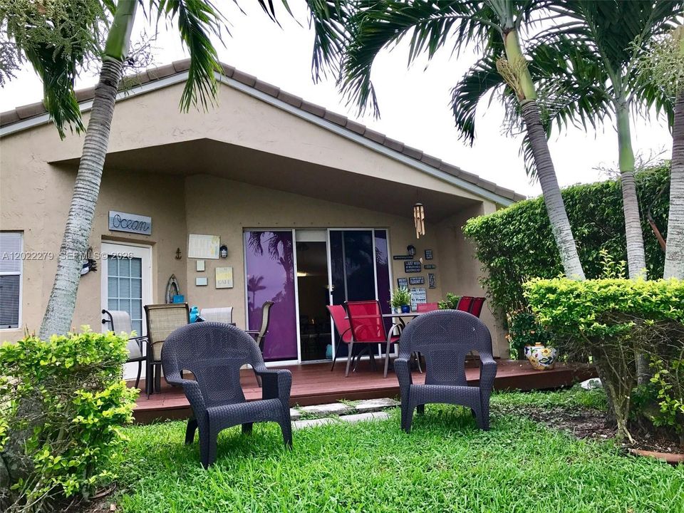 For Rent: $4,000 (3 beds, 2 baths, 1416 Square Feet)