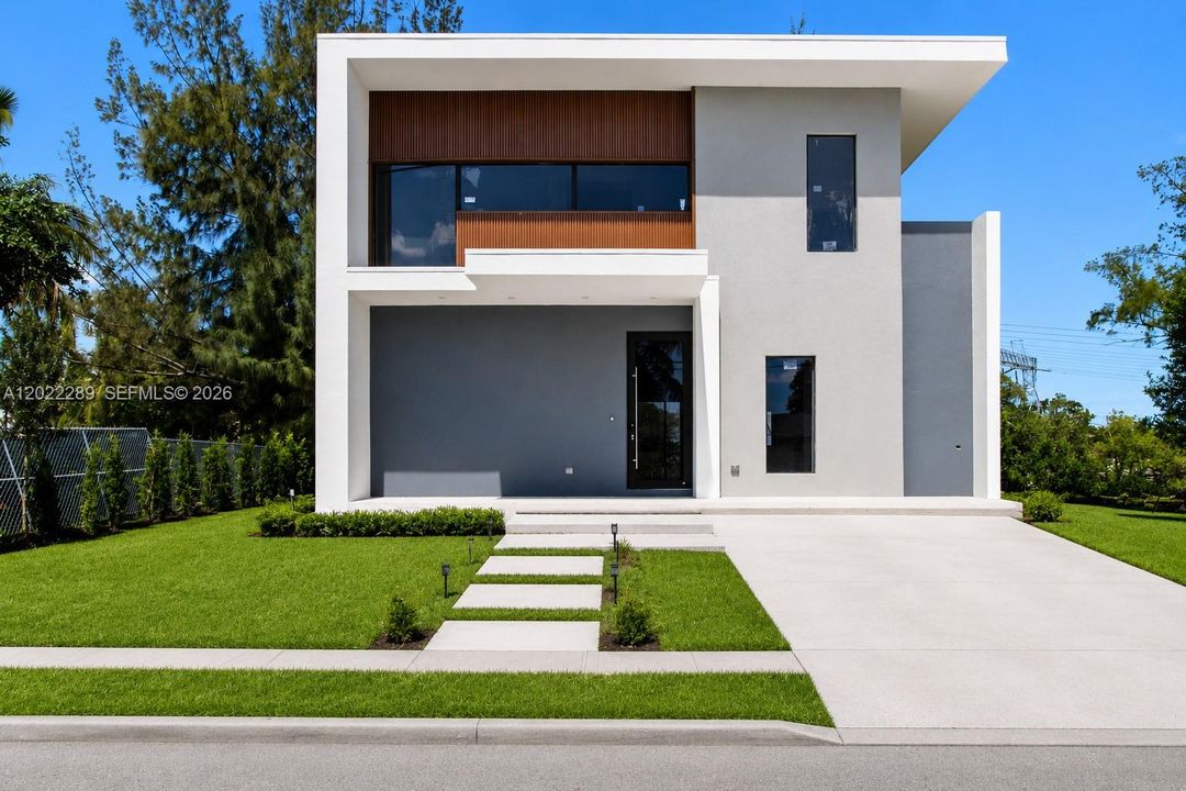 For Sale: $2,800,000 (4 beds, 4 baths, 0 Square Feet)