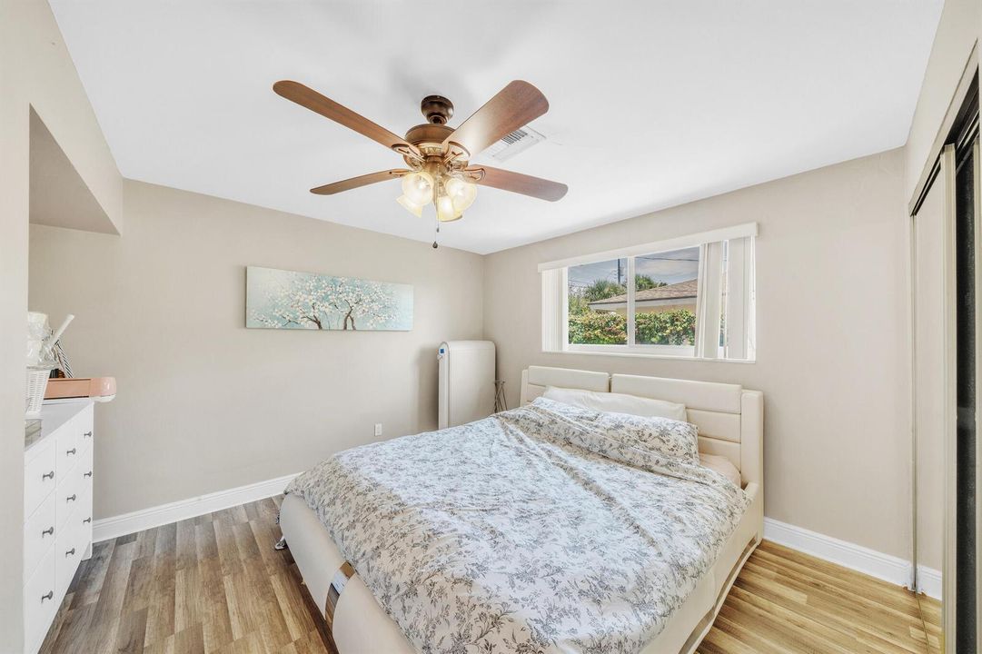 17 Guest Bedroom B (1)