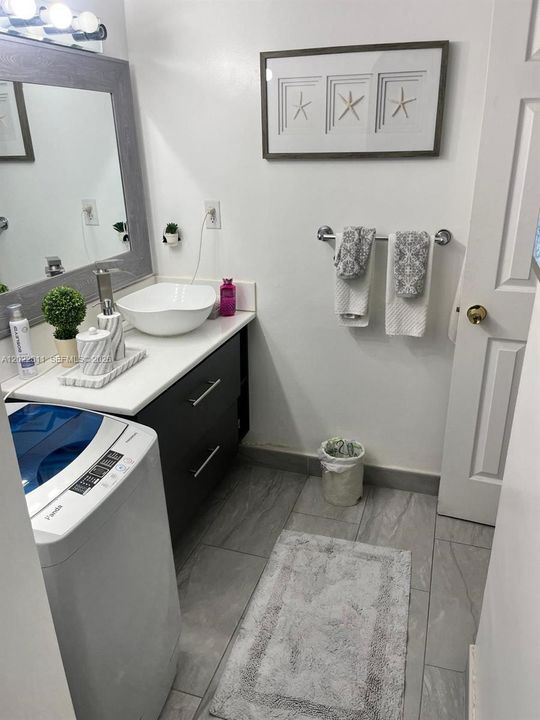 En Venta: $190,000 (2 camas, 1 baños, 987 Pies cuadrados)