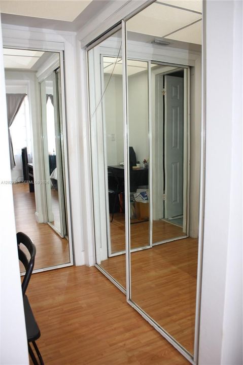En Venta: $190,000 (2 camas, 1 baños, 987 Pies cuadrados)