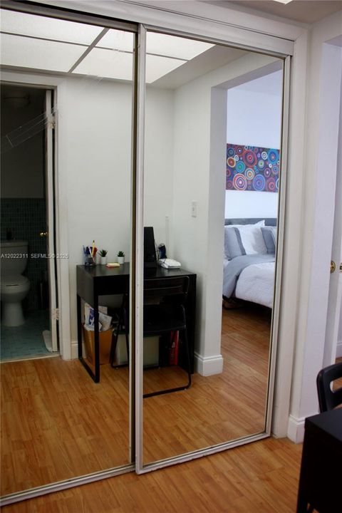 En Venta: $190,000 (2 camas, 1 baños, 987 Pies cuadrados)