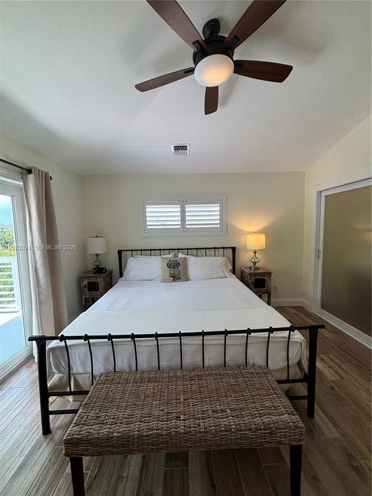 For Rent: $6,900 (3 beds, 2 baths, 1380 Square Feet)