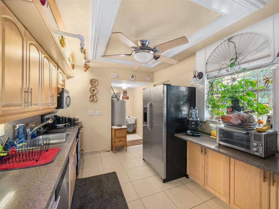 En Venta: $250,000 (3 camas, 2 baños, 1414 Pies cuadrados)