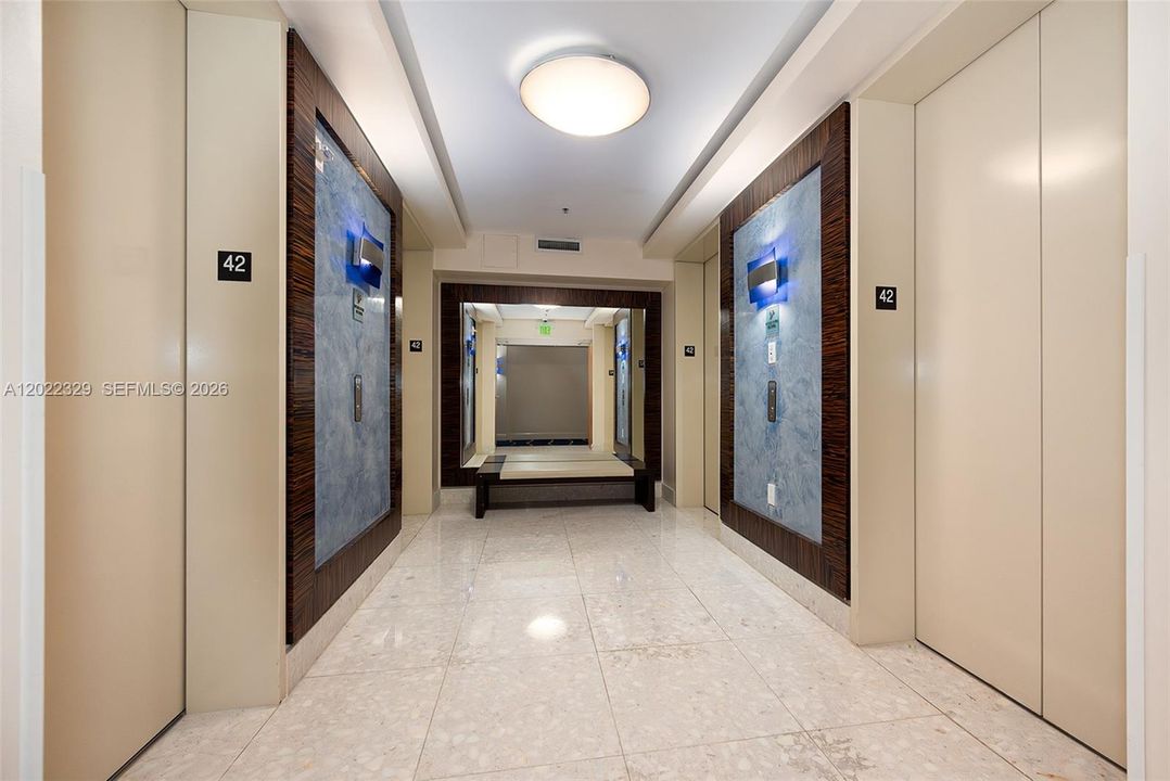 For Sale: $635,000 (2 beds, 2 baths, 1310 Square Feet)