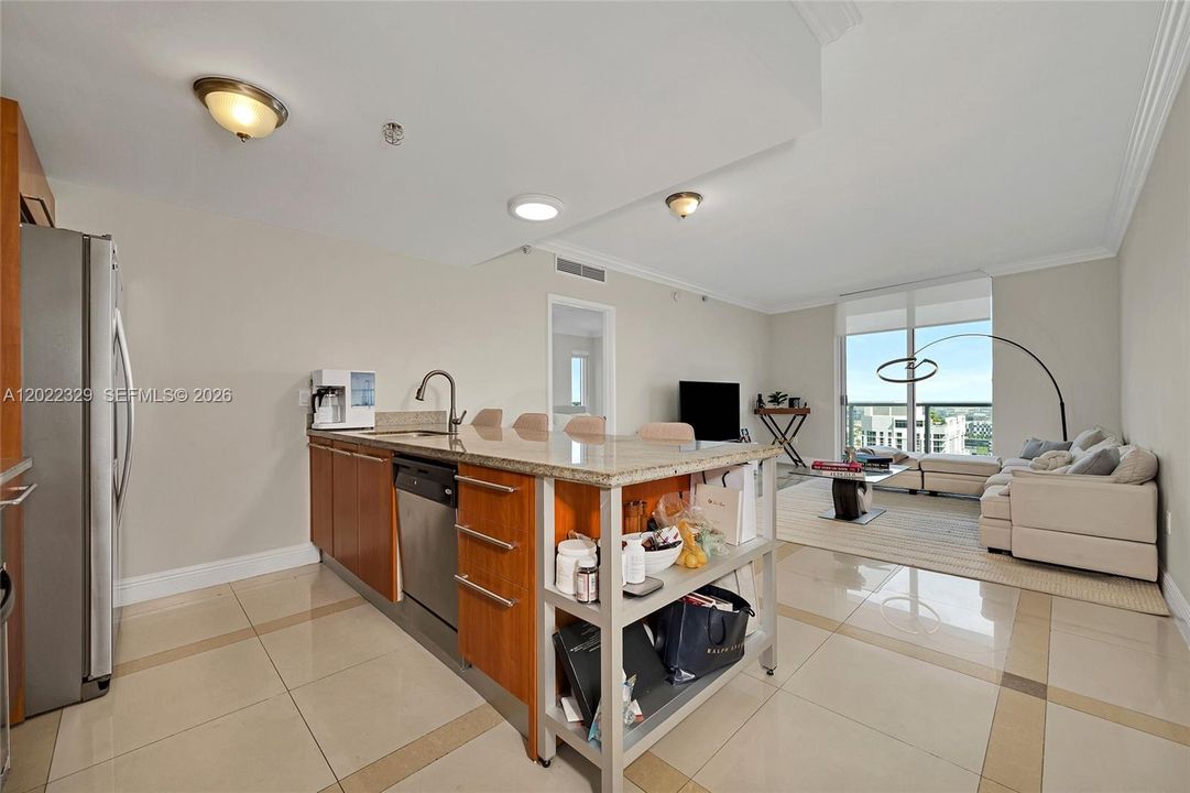 For Sale: $635,000 (2 beds, 2 baths, 1310 Square Feet)