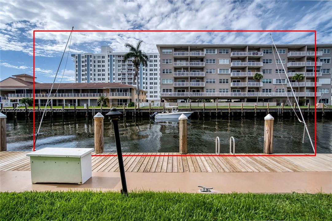 For Sale: $619,000 (2 beds, 2 baths, 1120 Square Feet)