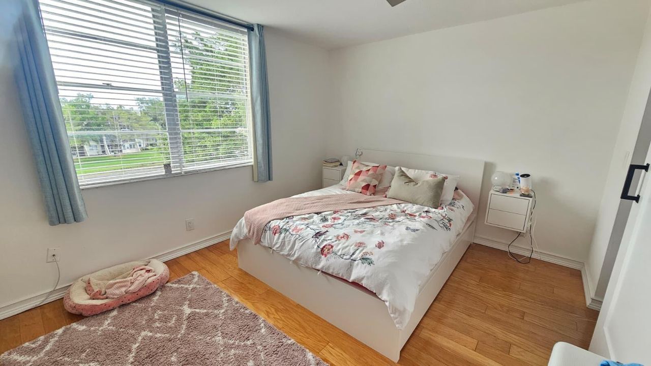 9235 Lagoon_MASTER BEDROOM