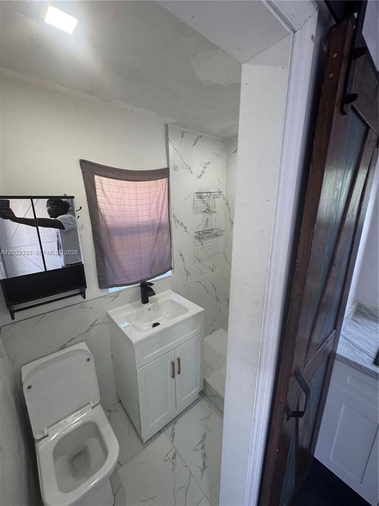 For Sale: $675,000 (0 beds, 0 baths, 2304 Square Feet)